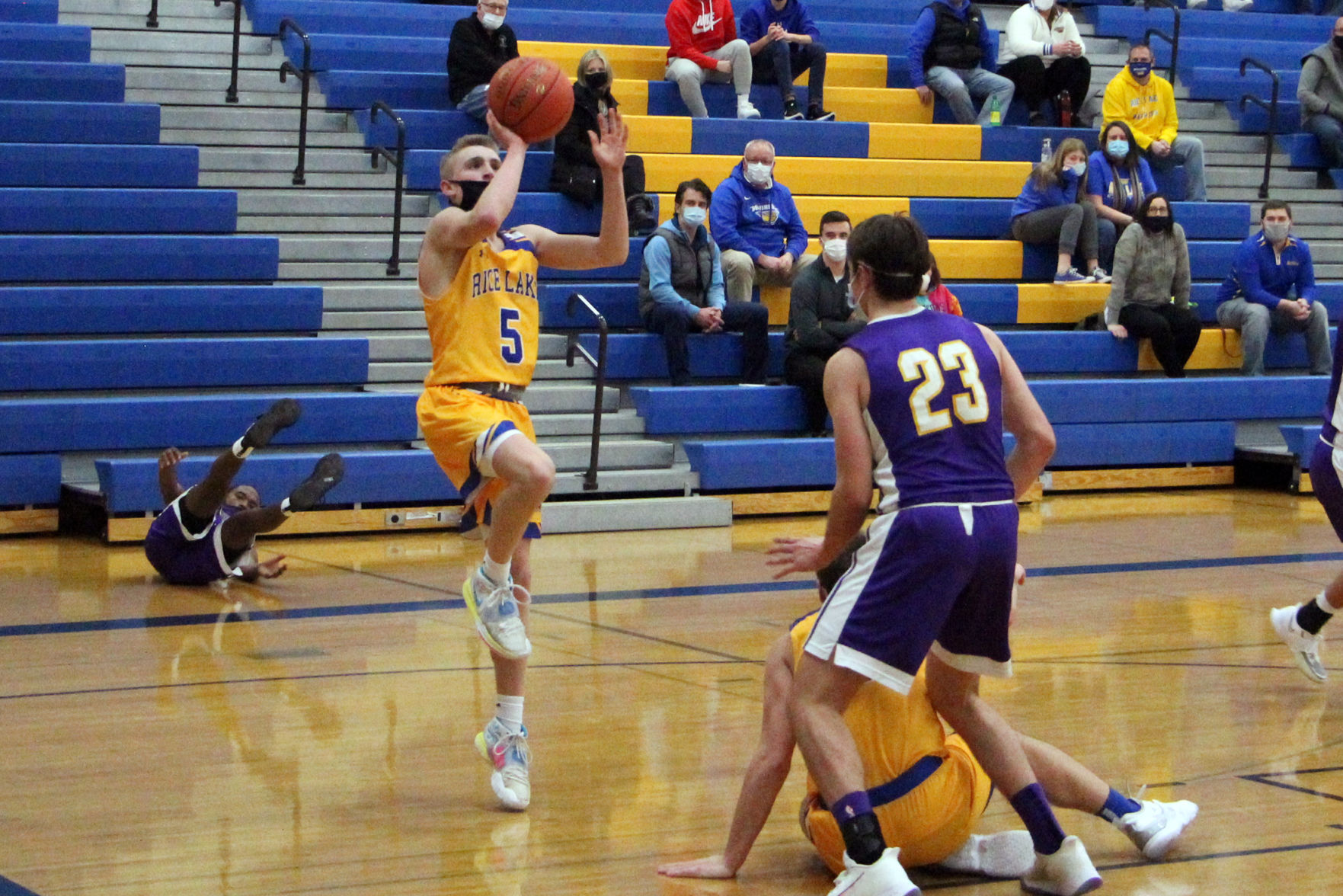Rice Lake boys basketball vs. Ashland 12-30-20